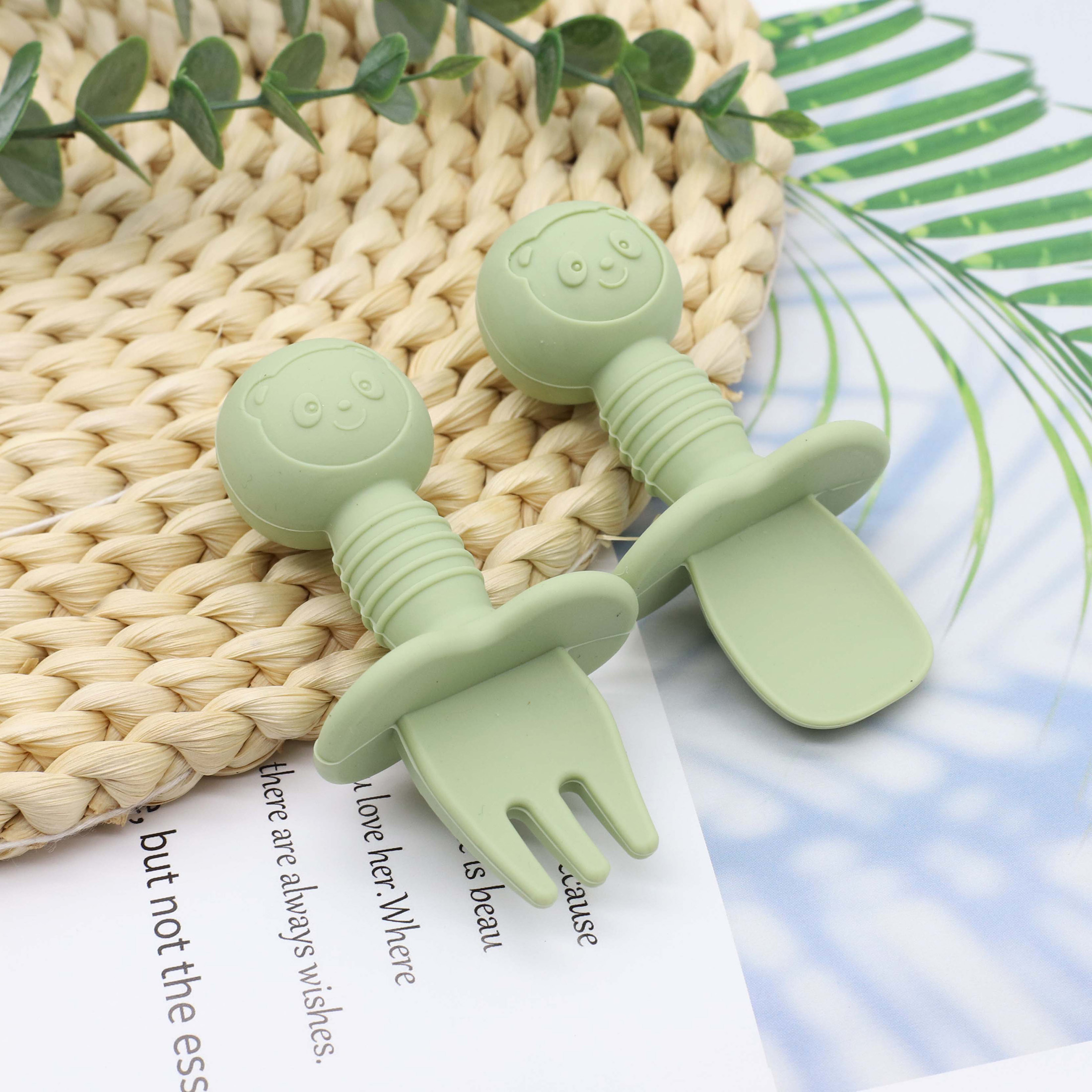 New Little Bear Pattern Baby F - Baby Food Little Spoon recensie en prijs